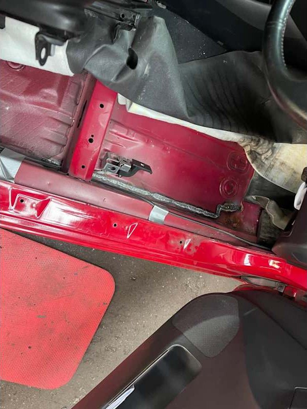 Red sill panel in the workshop